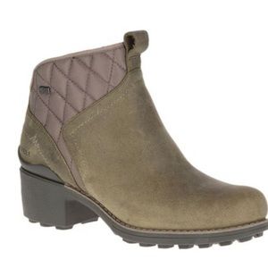 NWOT MERRELL bootie, olive green